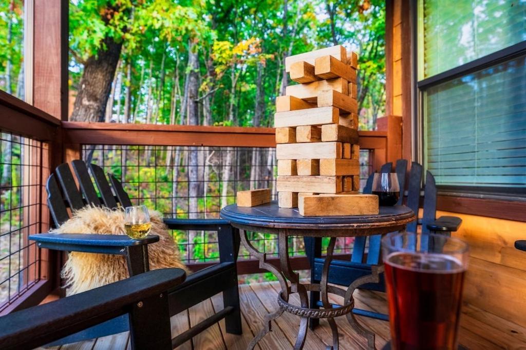 Nordic Mountain Modern Lodge - Family Friendly Luxury Cabin In Walden'S Ridge Sevierville Eksteriør billede