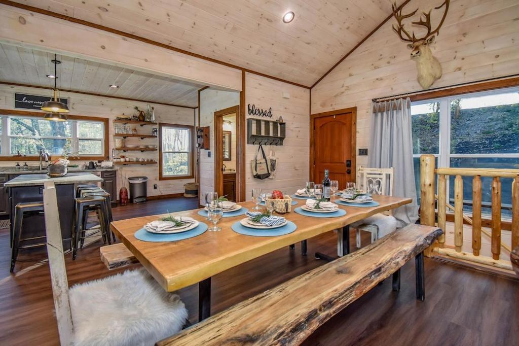 Nordic Mountain Modern Lodge - Family Friendly Luxury Cabin In Walden'S Ridge Sevierville Eksteriør billede