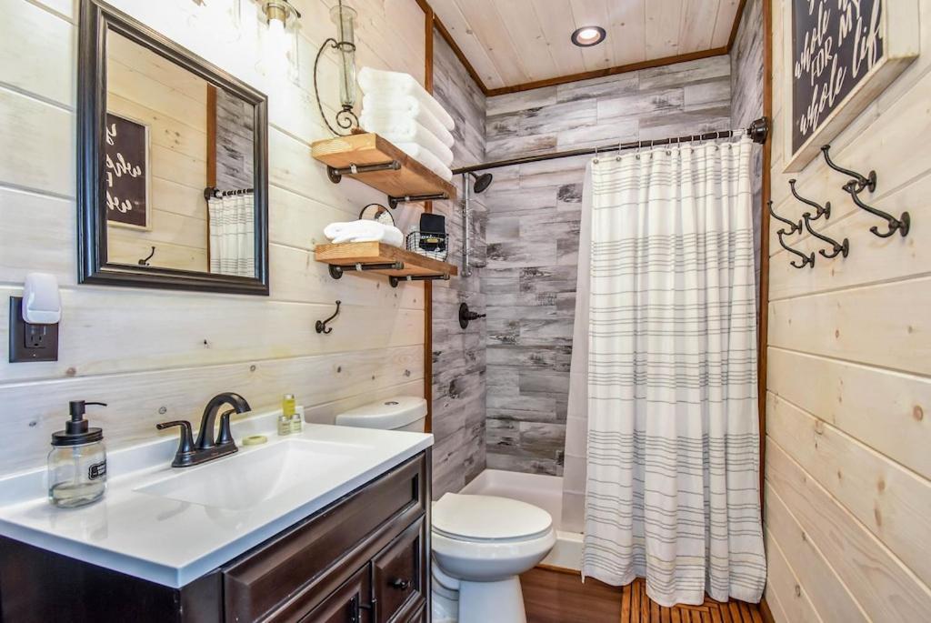 Nordic Mountain Modern Lodge - Family Friendly Luxury Cabin In Walden'S Ridge Sevierville Eksteriør billede