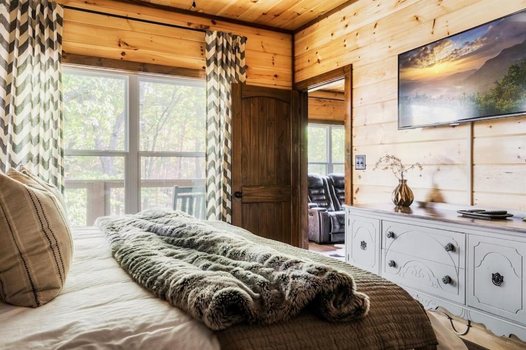 Nordic Mountain Modern Lodge - Family Friendly Luxury Cabin In Walden'S Ridge Sevierville Eksteriør billede