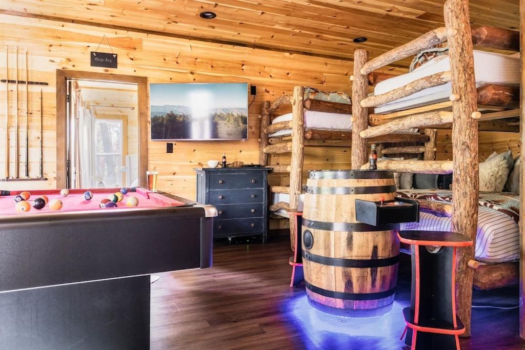 Nordic Mountain Modern Lodge - Family Friendly Luxury Cabin In Walden'S Ridge Sevierville Eksteriør billede