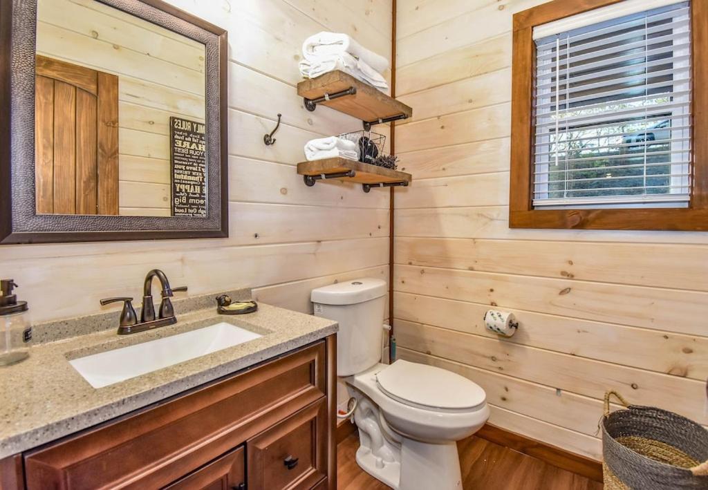 Nordic Mountain Modern Lodge - Family Friendly Luxury Cabin In Walden'S Ridge Sevierville Eksteriør billede